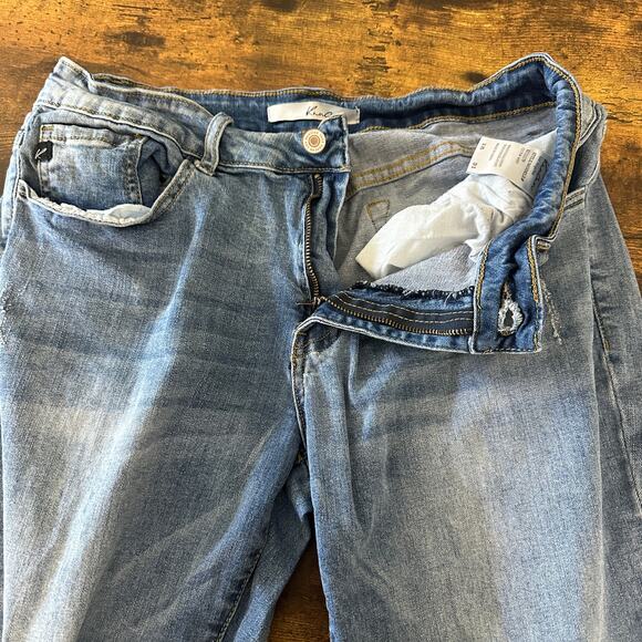 KanCan jeans KC11178 size 31 frayed hems ankled cropped light to med wash - Picture 4 of 10